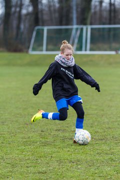 Bild 28 - C-Juniorinnen FSG-BraWie 08 - TuS Tensfeld : Ergebnis: 0:8